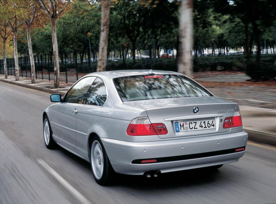  BMW 3-Series Coupe 2003 года  (фото 8 из 17)